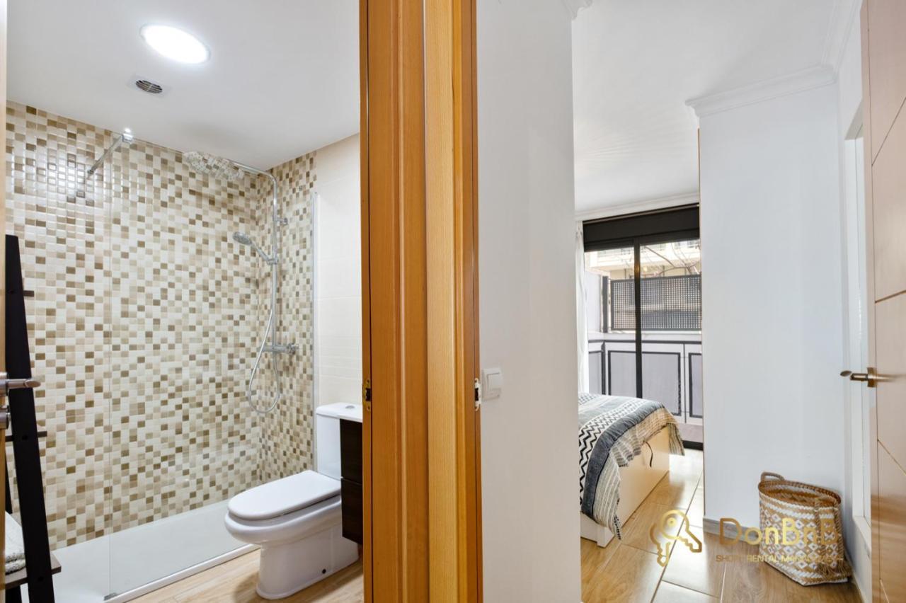 Cozy Apartment With Sea View And Private Parking In フエンヒロラ エクステリア 写真